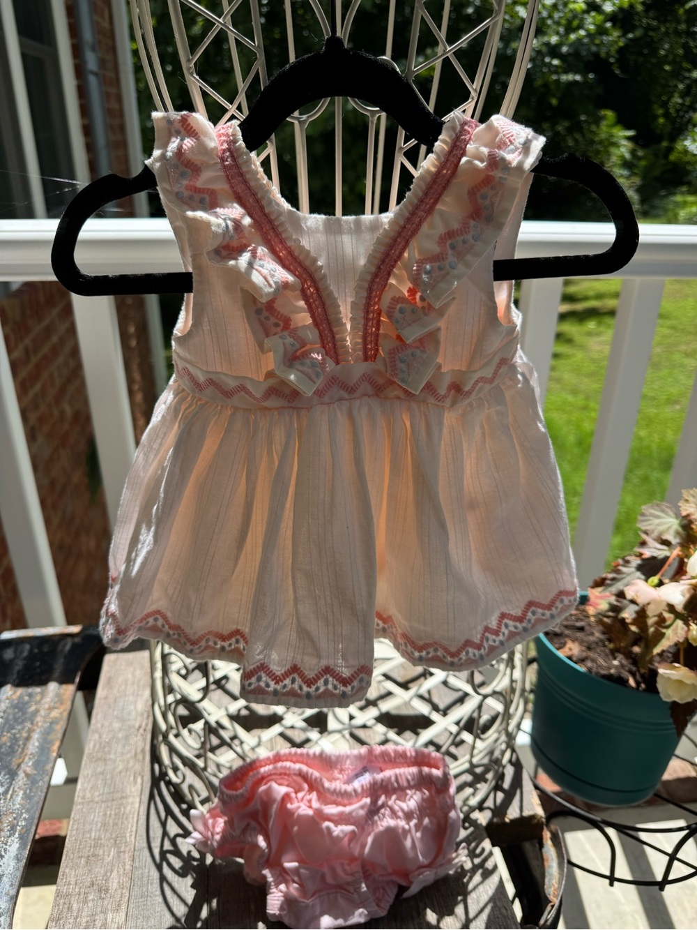 Piper & Posie White & Light Pink Ruffled Dress Set. Size 3-6M
